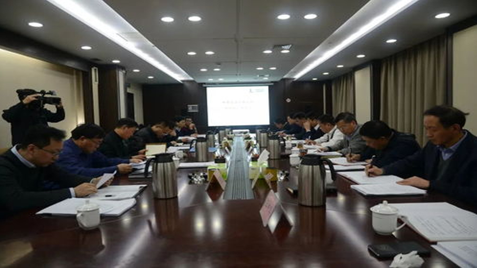 緊緊圍繞新發(fā)展理念深入學(xué)習(xí)習(xí)近平經(jīng)濟(jì)思想（深入學(xué)習(xí)貫徹習(xí)近平新時(shí)代中國